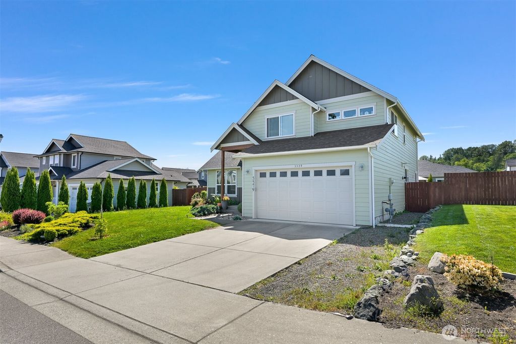 5579 Clearview Dr, Ferndale, WA 98248