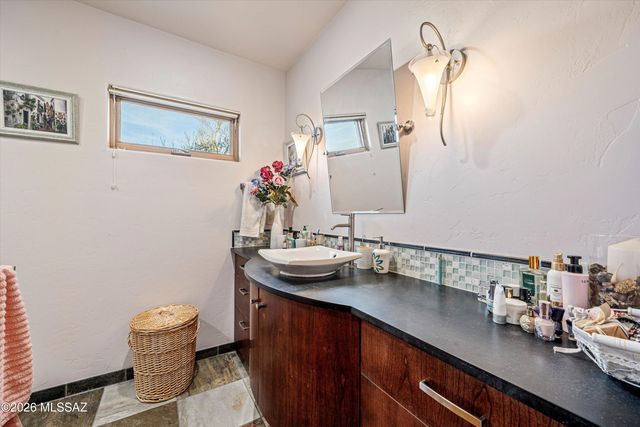 4548 N Camino Arco, Tucson, AZ 85718