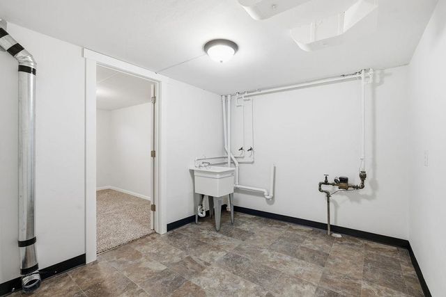 327 E Lacrosse Ave, Spokane, WA 99207