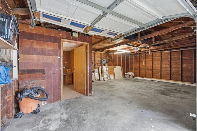 327 E Lacrosse Ave, Spokane, WA 99207