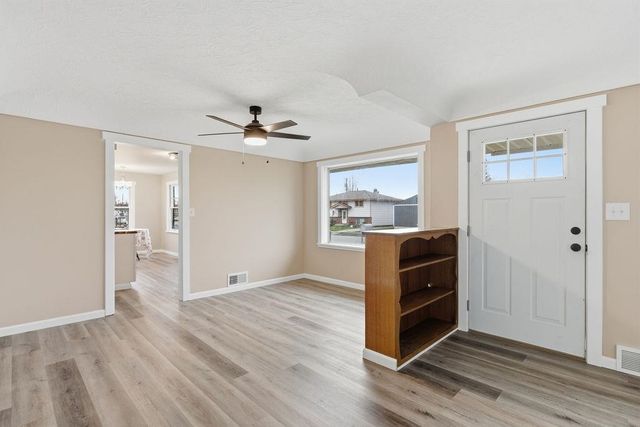 327 E Lacrosse Ave, Spokane, WA 99207