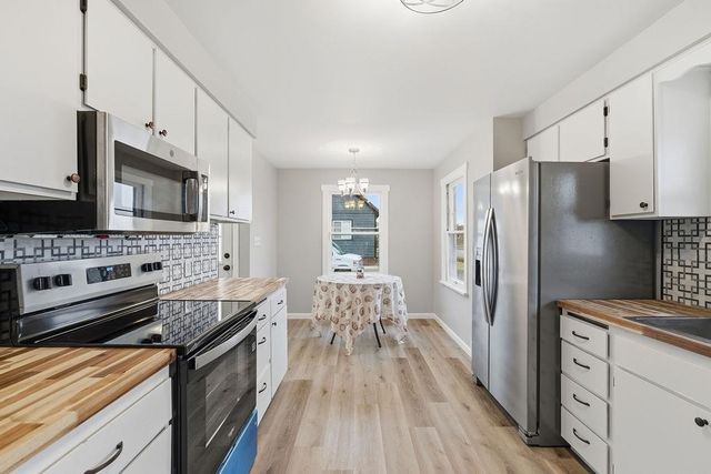 327 E Lacrosse Ave, Spokane, WA 99207