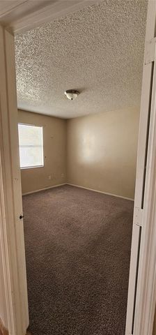 805 VICTORIA BOULEVARD, Kissimmee, FL 34741