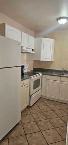 805 VICTORIA BOULEVARD, Kissimmee, FL 34741