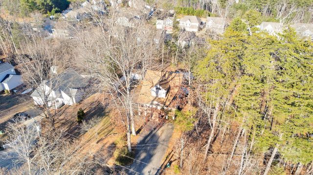 7713 Red Robin Trail, Denver, NC 28037