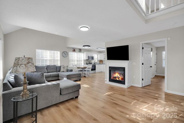 7713 Red Robin Trail, Denver, NC 28037