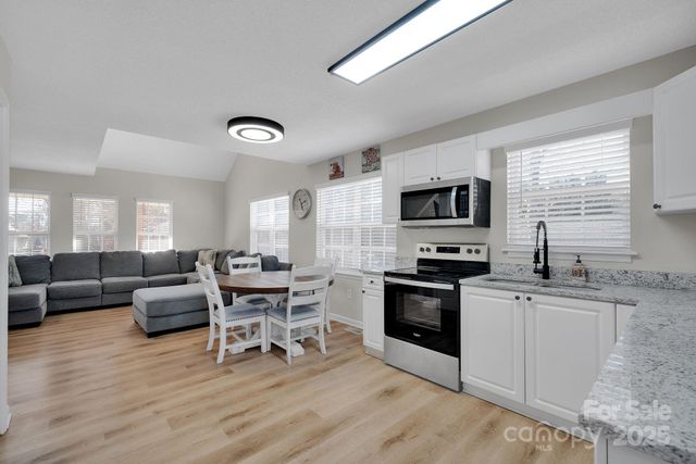 7713 Red Robin Trail, Denver, NC 28037