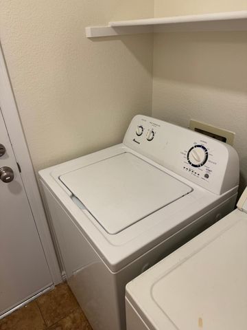 5701 W Jupiter Way, Chandler, AZ 85226