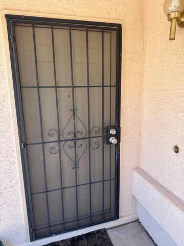 5701 W Jupiter Way, Chandler, AZ 85226