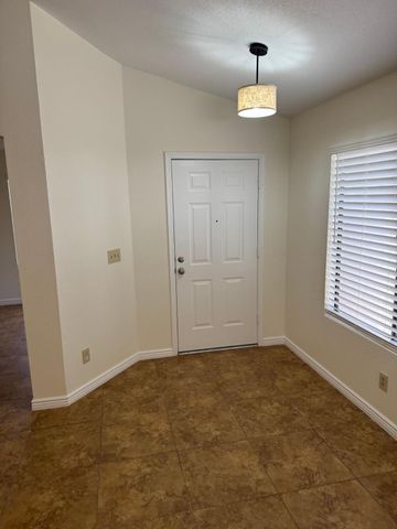 5701 W Jupiter Way, Chandler, AZ 85226