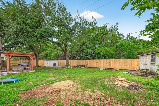 15810 Heartwood Way, Cypress, TX 77433