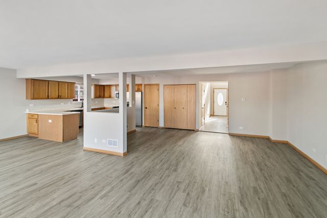 2814 140th Place, Blue Island, IL 60406