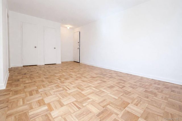 30-11 Parsons Boulevard 2T, Flushing, NY 11354