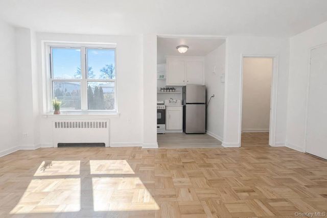 30-11 Parsons Boulevard 2T, Flushing, NY 11354