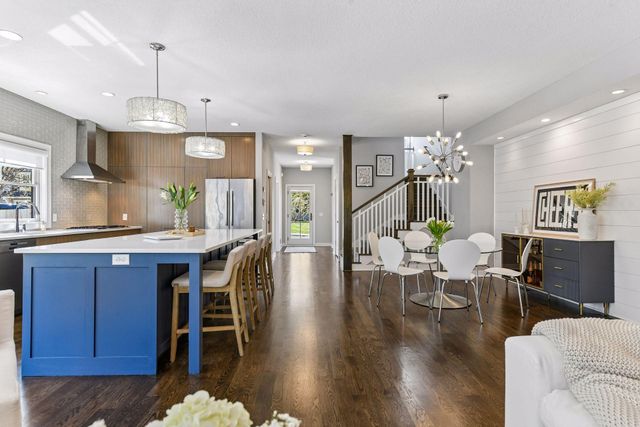 3932 W 49th Street, Edina, MN 55424