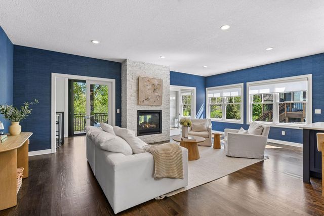 3932 W 49th Street, Edina, MN 55424