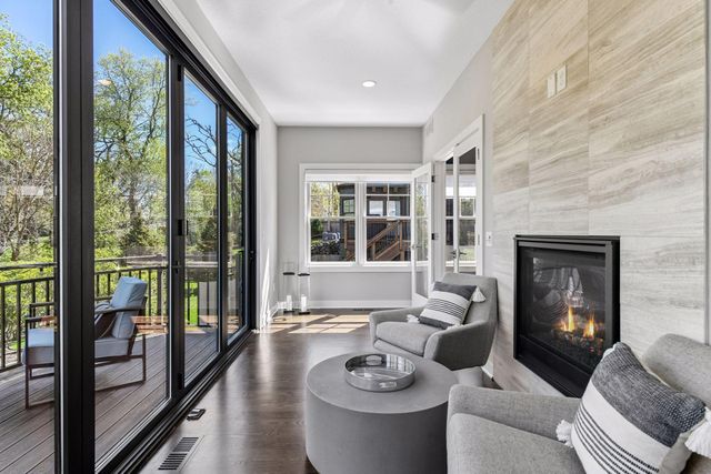 3932 W 49th Street, Edina, MN 55424