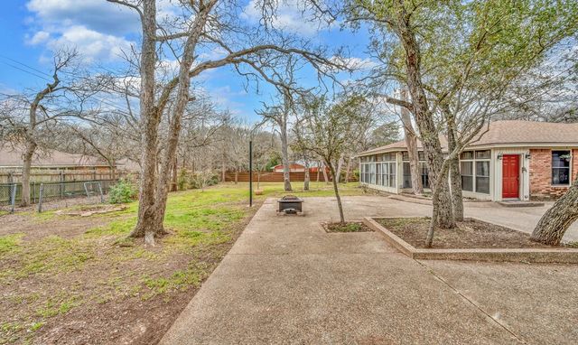 7800 Tallahassee Road, Woodway, TX 76712