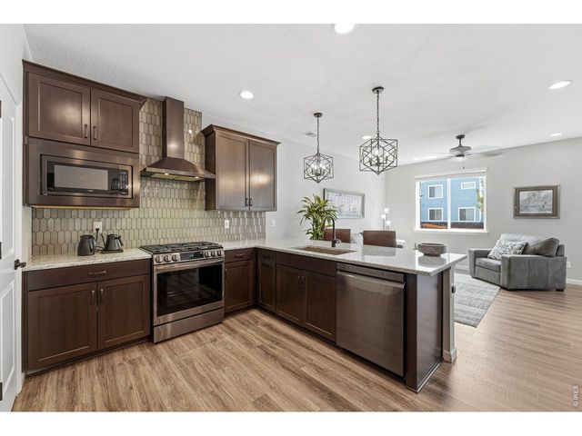 728 Stonebridge Dr, Longmont, CO 80503