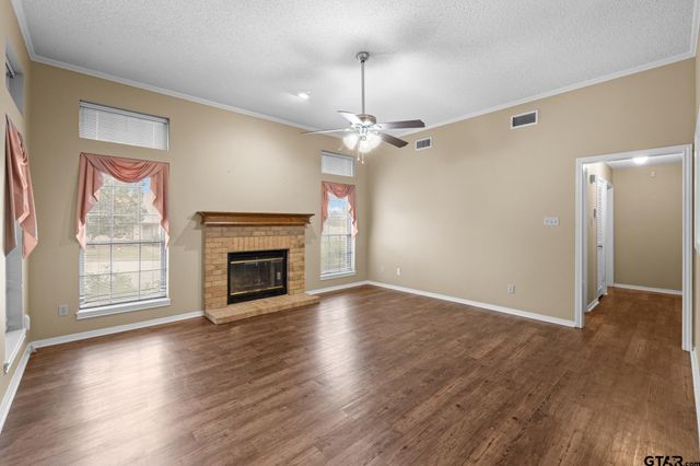 2732 Timberwood Trail, Longview, TX 75605