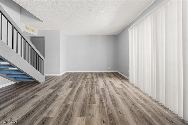 6951 Wedgewood Way, Las Vegas, NV 89147