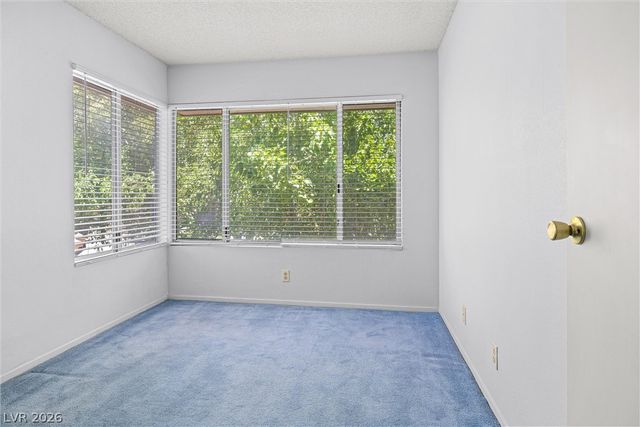 6951 Wedgewood Way, Las Vegas, NV 89147