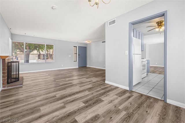 6951 Wedgewood Way, Las Vegas, NV 89147