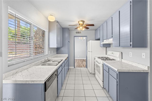 6951 Wedgewood Way, Las Vegas, NV 89147