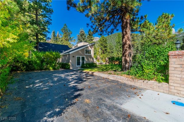 4063 Zugspitz Way, Las Vegas, NV 89124