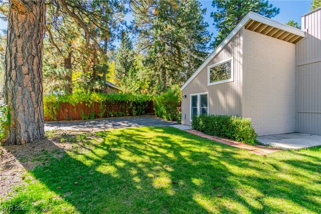 4063 Zugspitz Way, Las Vegas, NV 89124