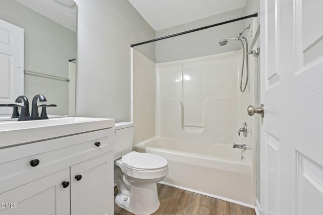 212 Saint James Court, Clayton, NC 27520