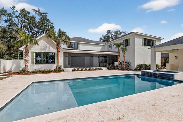 106 Kings Way, St Simons Island, GA 31522