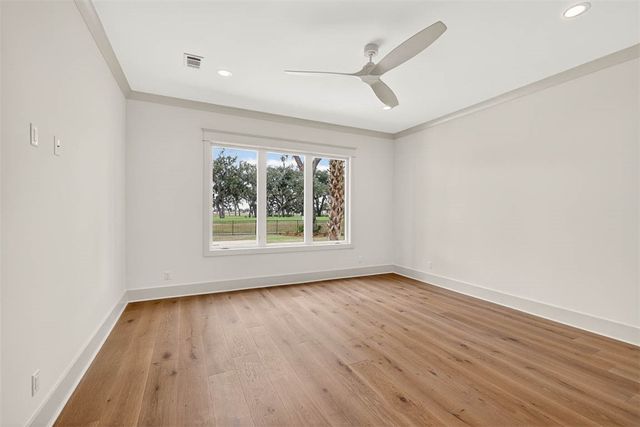 106 Kings Way, St Simons Island, GA 31522