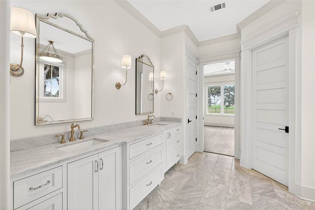 106 Kings Way, St Simons Island, GA 31522