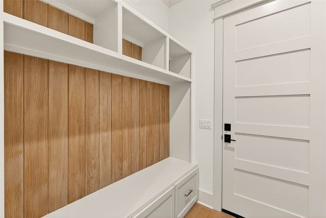 106 Kings Way, St Simons Island, GA 31522