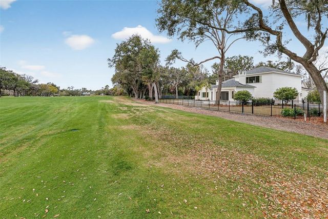 106 Kings Way, St Simons Island, GA 31522