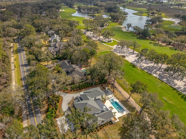 106 Kings Way, St Simons Island, GA 31522