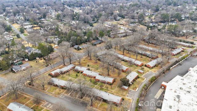 4623 Woodlark Lane, Charlotte, NC 28211