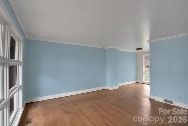 4623 Woodlark Lane, Charlotte, NC 28211