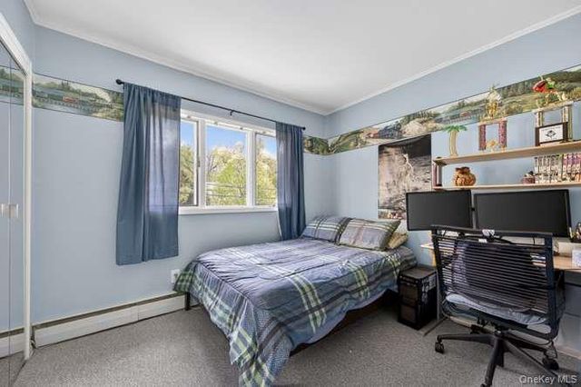 84 Harriet Lane, Huntington, NY 11743