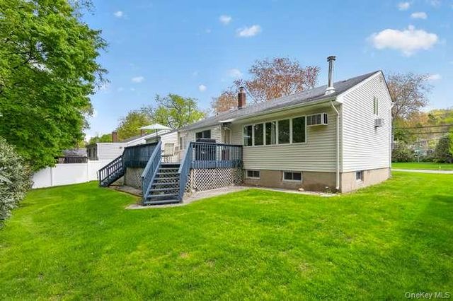 84 Harriet Lane, Huntington, NY 11743