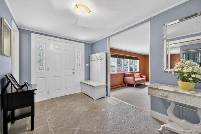 84 Harriet Lane, Huntington, NY 11743