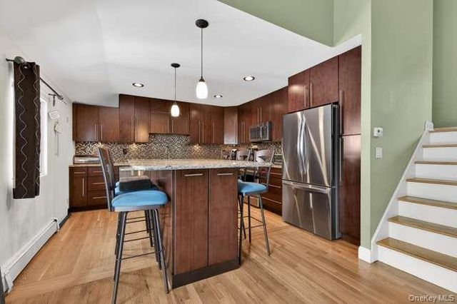 84 Harriet Lane, Huntington, NY 11743