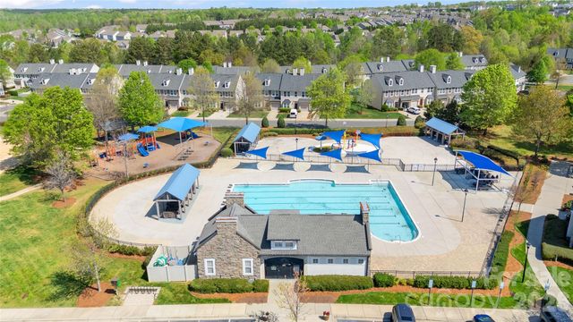 9548 Birkwood Court, Charlotte, NC 28278