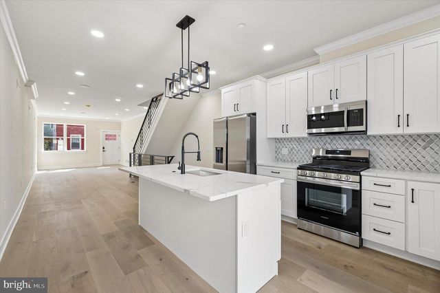 636 N SHEDWICK ST, Philadelphia, PA 19104