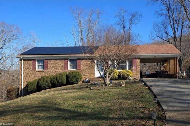 166 Town Lane, Mount Airy, NC 27030