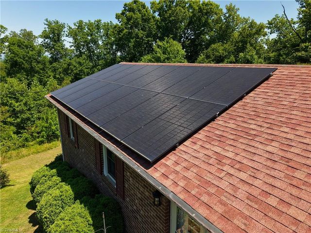 166 Town Lane, Mount Airy, NC 27030