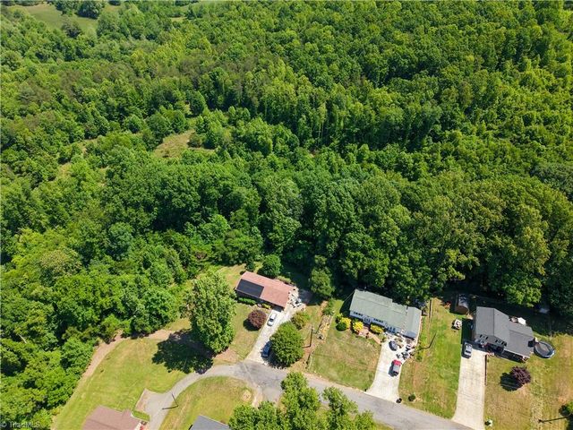166 Town Lane, Mount Airy, NC 27030