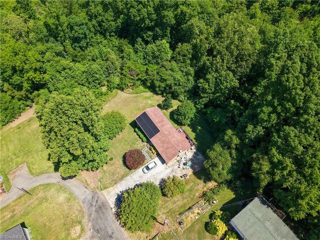 166 Town Lane, Mount Airy, NC 27030