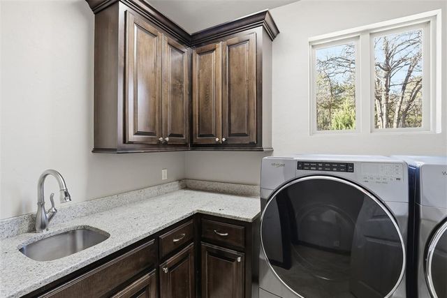 622 Doe Ridge Court, Norman, OK 73026